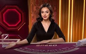 Tim customer service winslots8 berkomitmen memberikan pelayanan terbaik pada pengguna setia platform